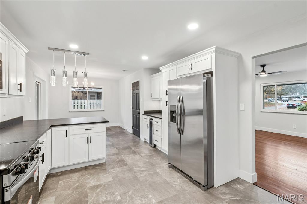 1910 Apple Blossom Court