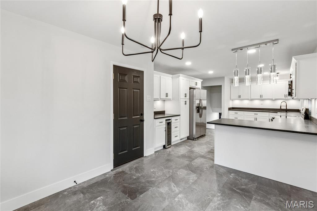 1910 Apple Blossom Court