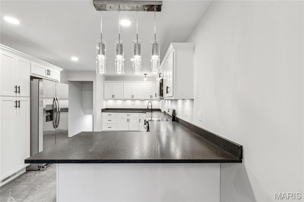 1910 Apple Blossom Court