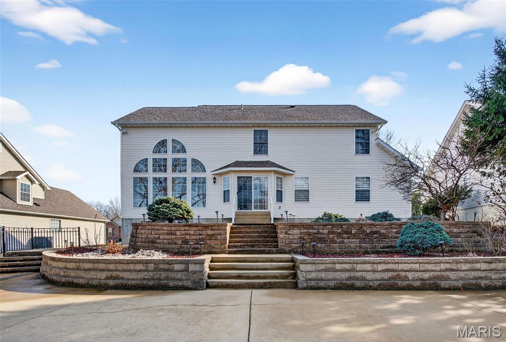 295 Romaine Spring View