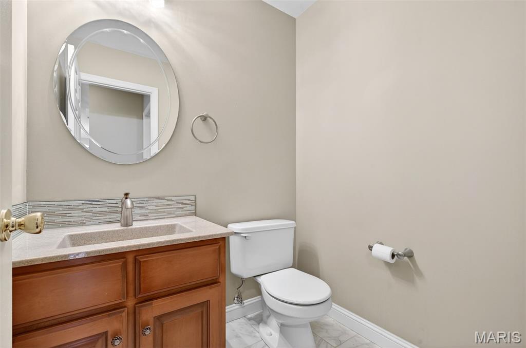 295 Romaine Spring View