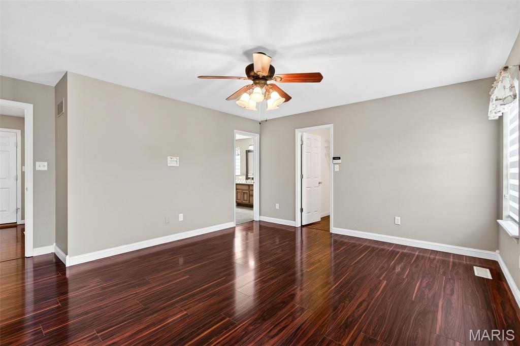 295 Romaine Spring View