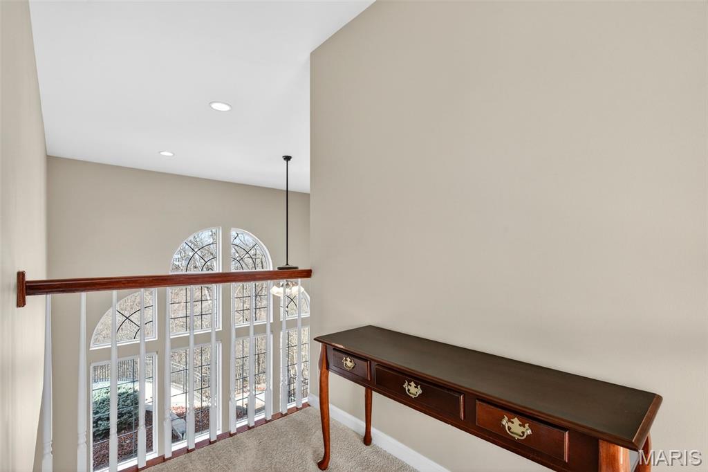 295 Romaine Spring View