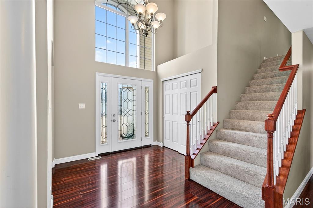 295 Romaine Spring View