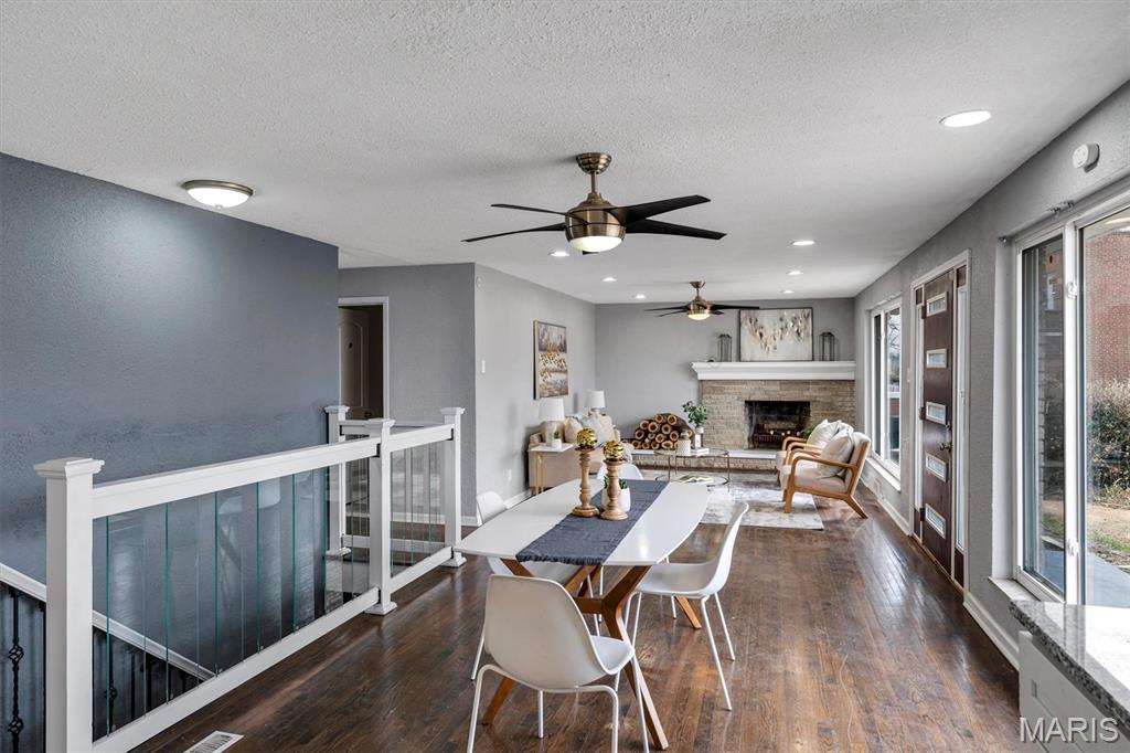 6064 W Cabanne Place