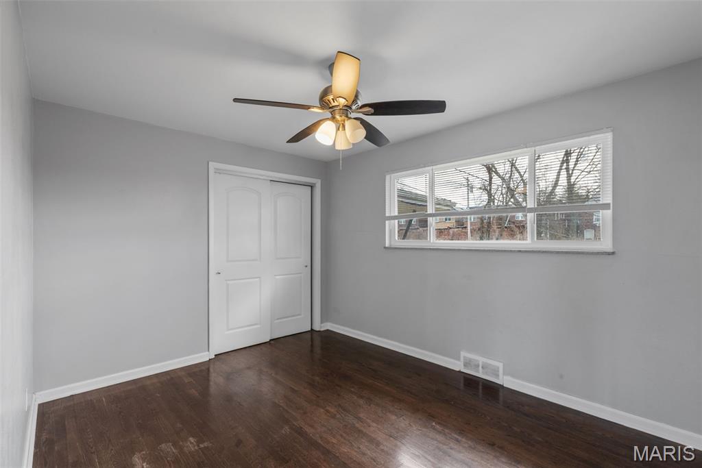 6064 W Cabanne Place