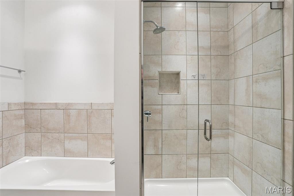 9 N Euclid Avenue Unit: 612