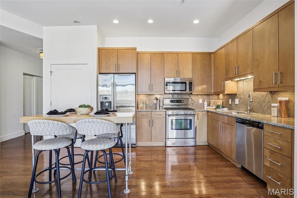 9 N Euclid Avenue Unit: 612