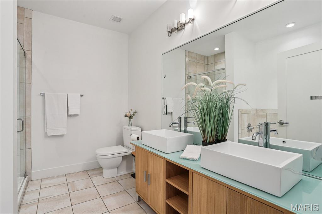 9 N Euclid Avenue Unit: 612