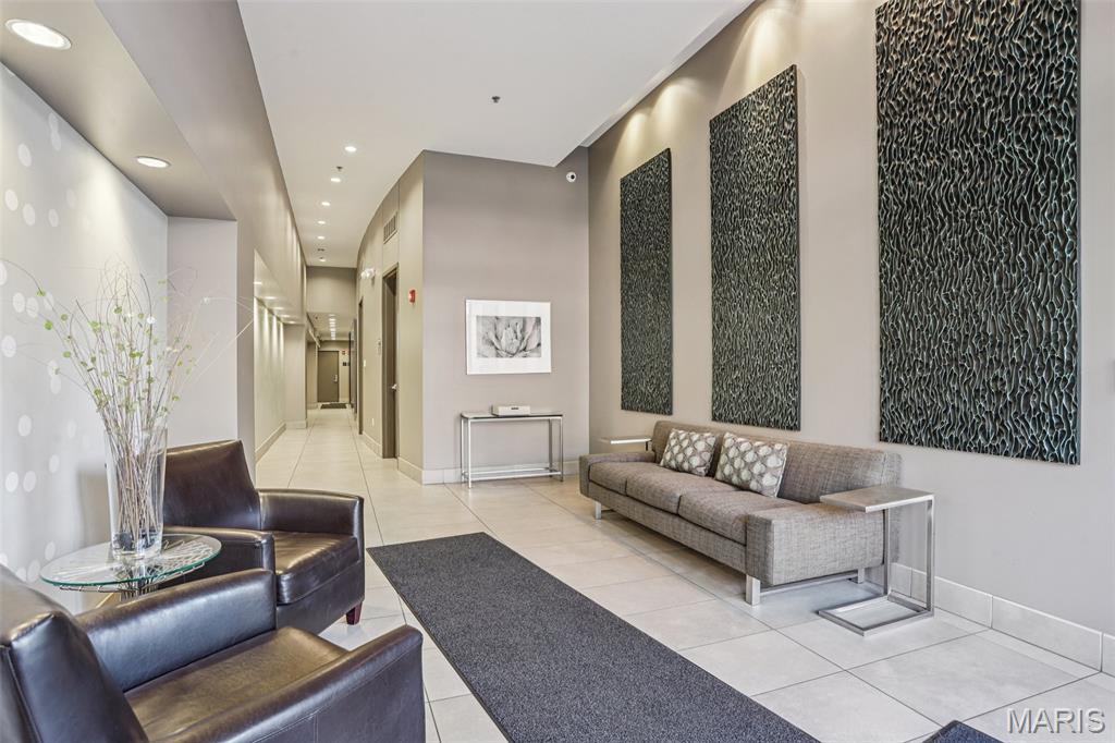 9 N Euclid Avenue Unit: 612