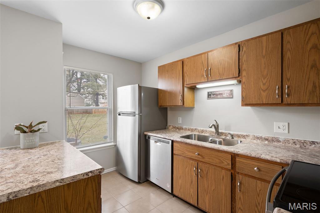 14295 Riverfront Drive