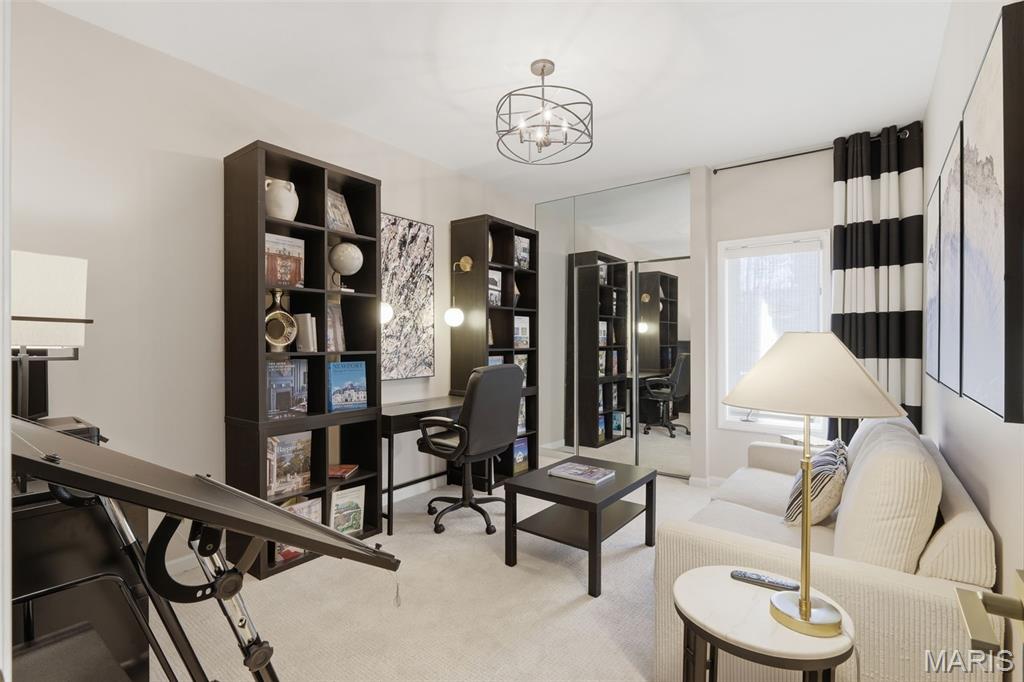 4454 Lindell Boulevard Unit: 27