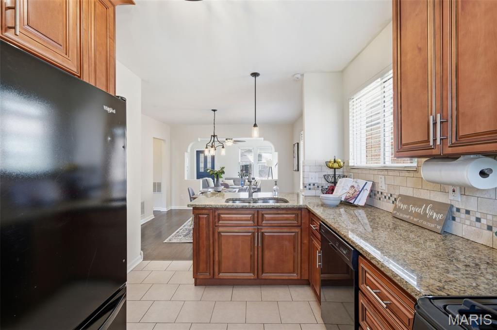 5447 Eichelberger Street