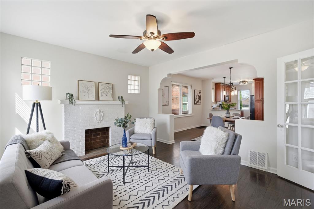 5447 Eichelberger Street