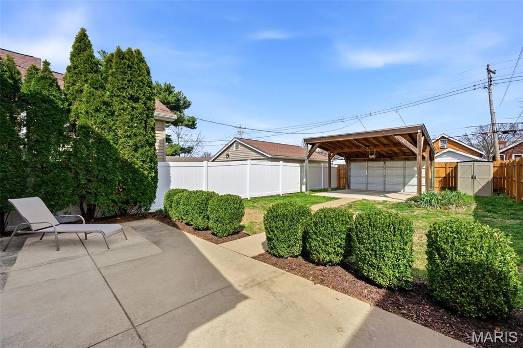 5447 Eichelberger Street