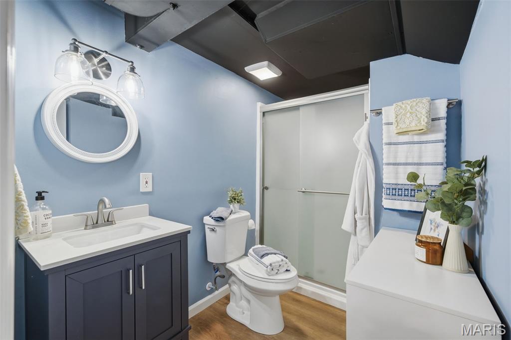 5447 Eichelberger Street