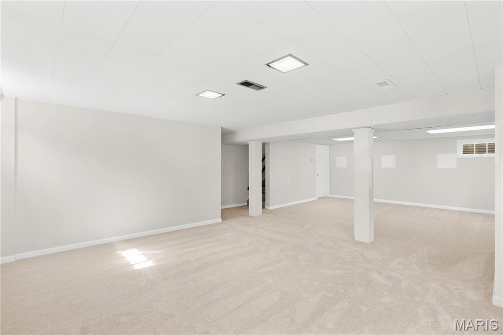 8718 Glenwood Drive
