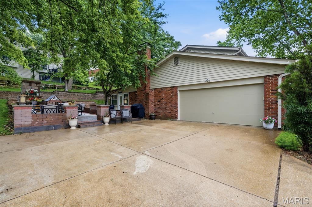 2730 Diamond Ridge Lane