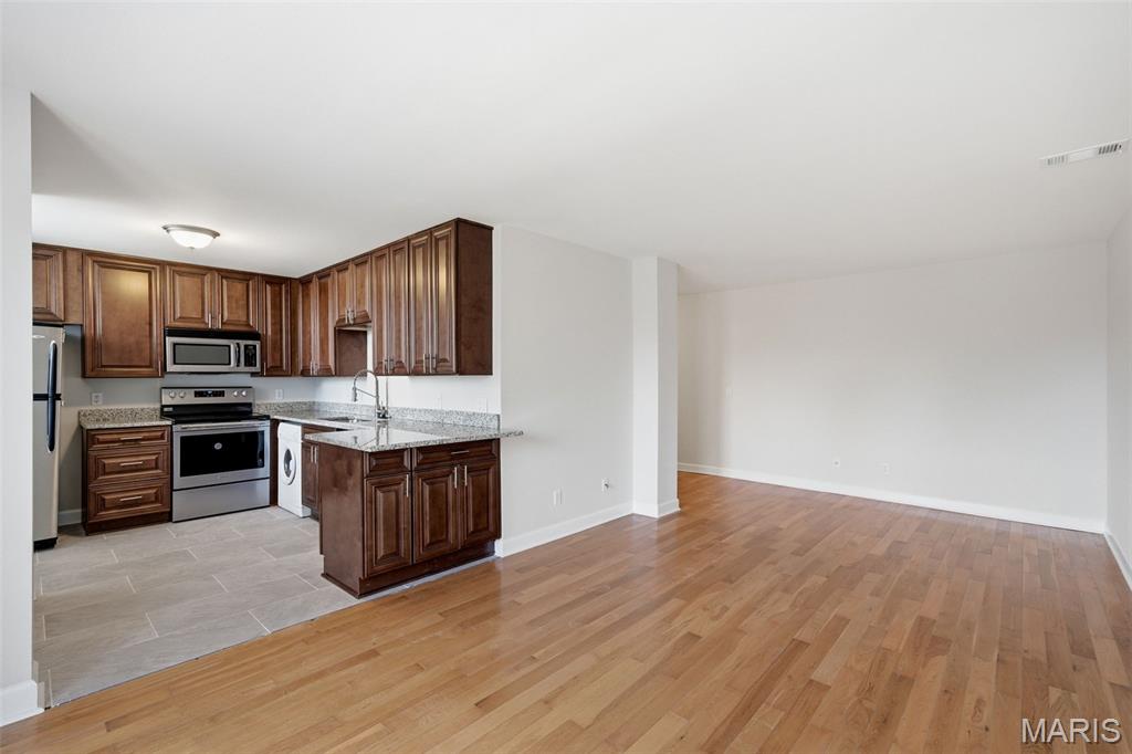 5630 Pershing Avenue Unit: 46