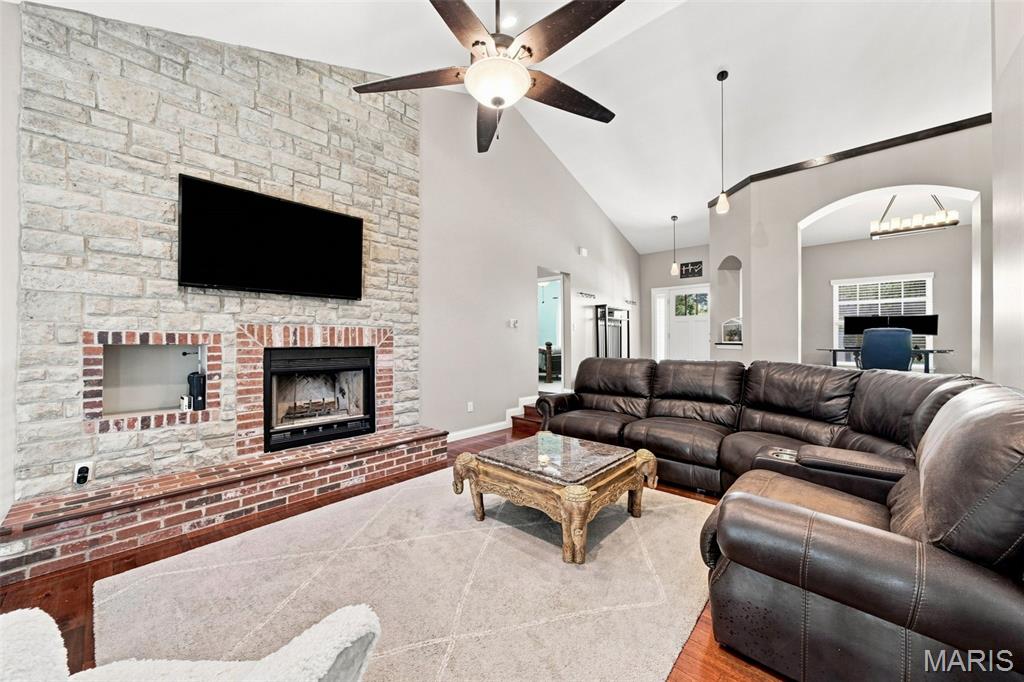 302 Crystal Brook Court