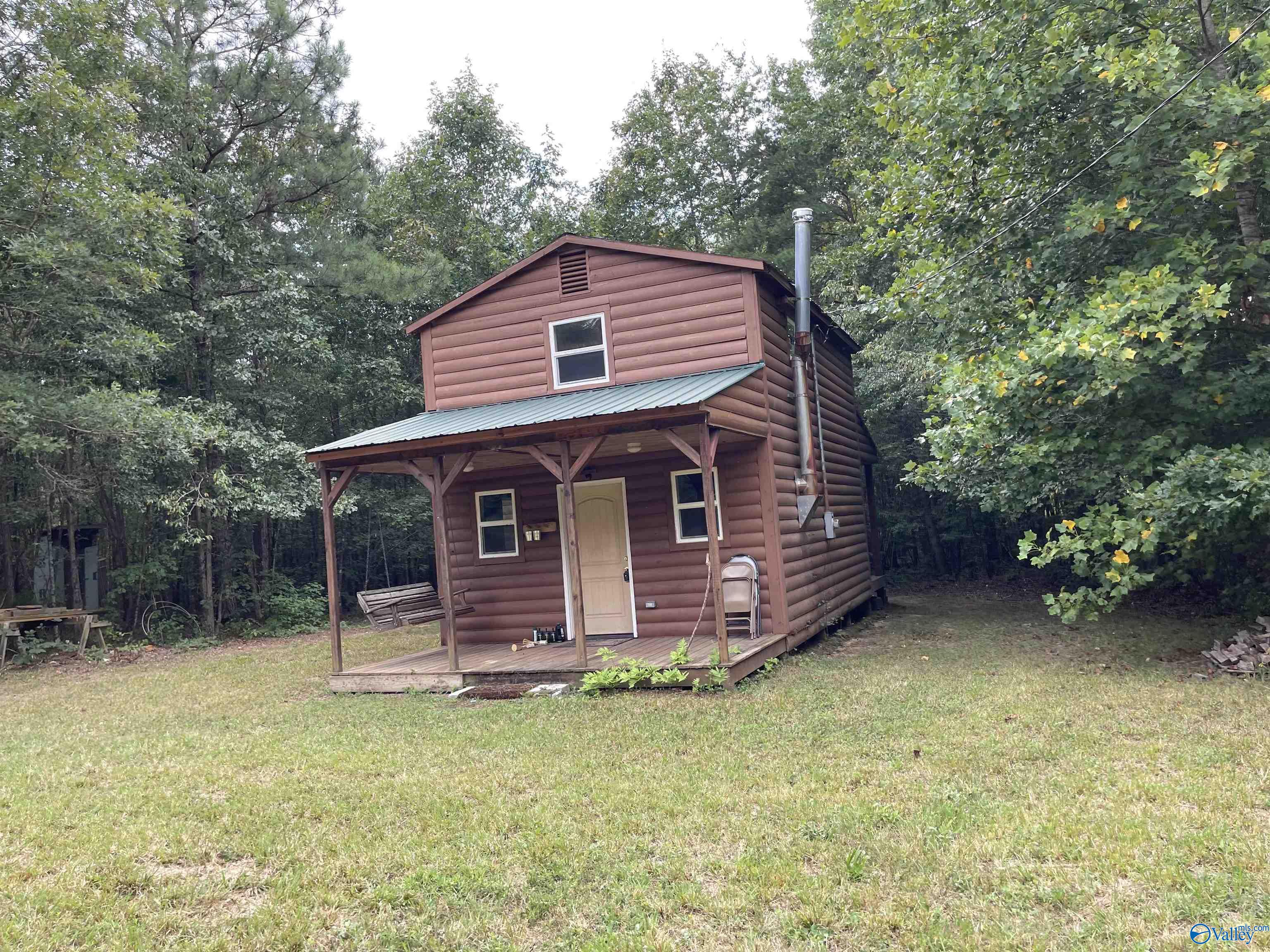 1890 County Road 751