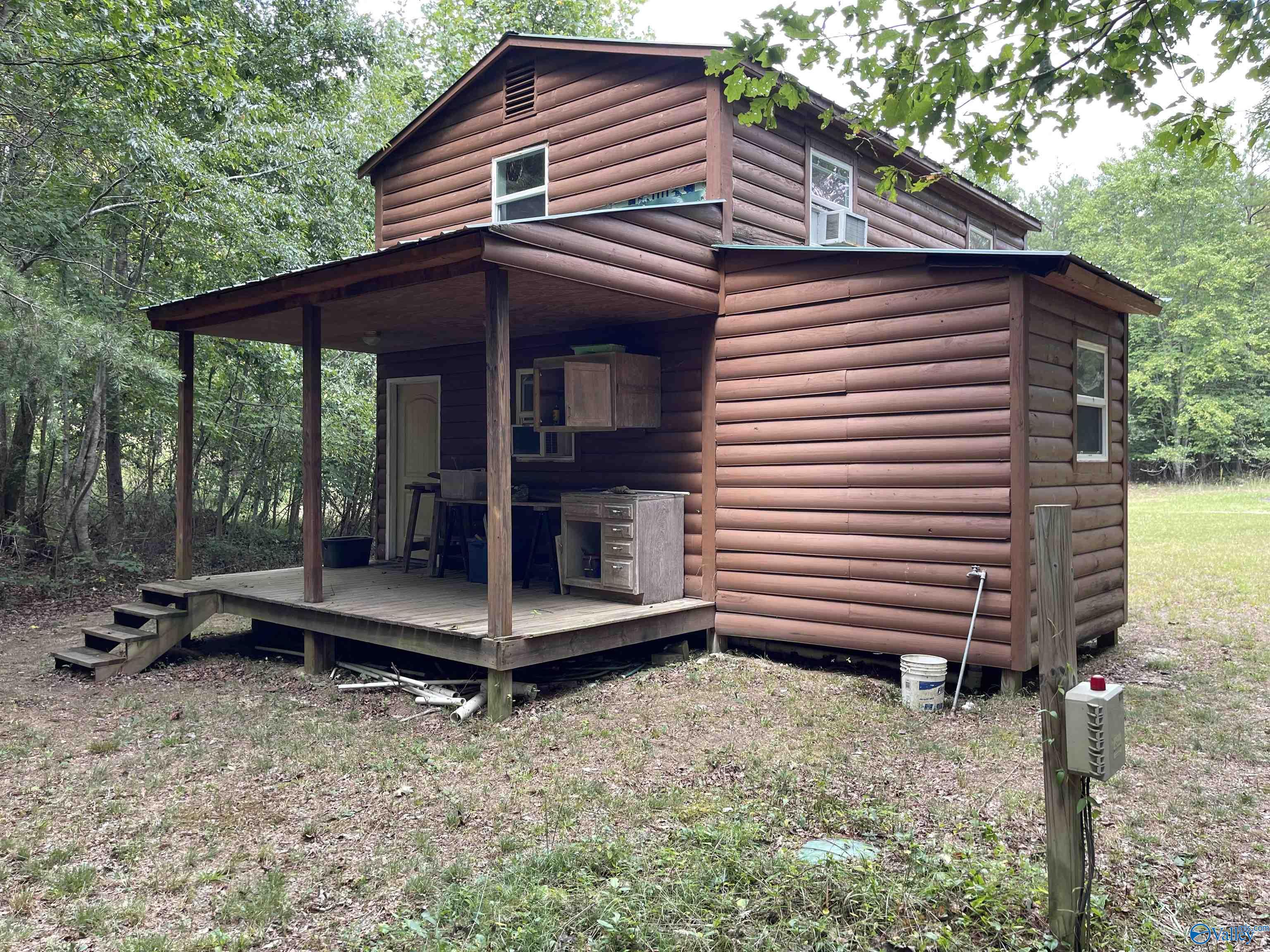 1890 County Road 751