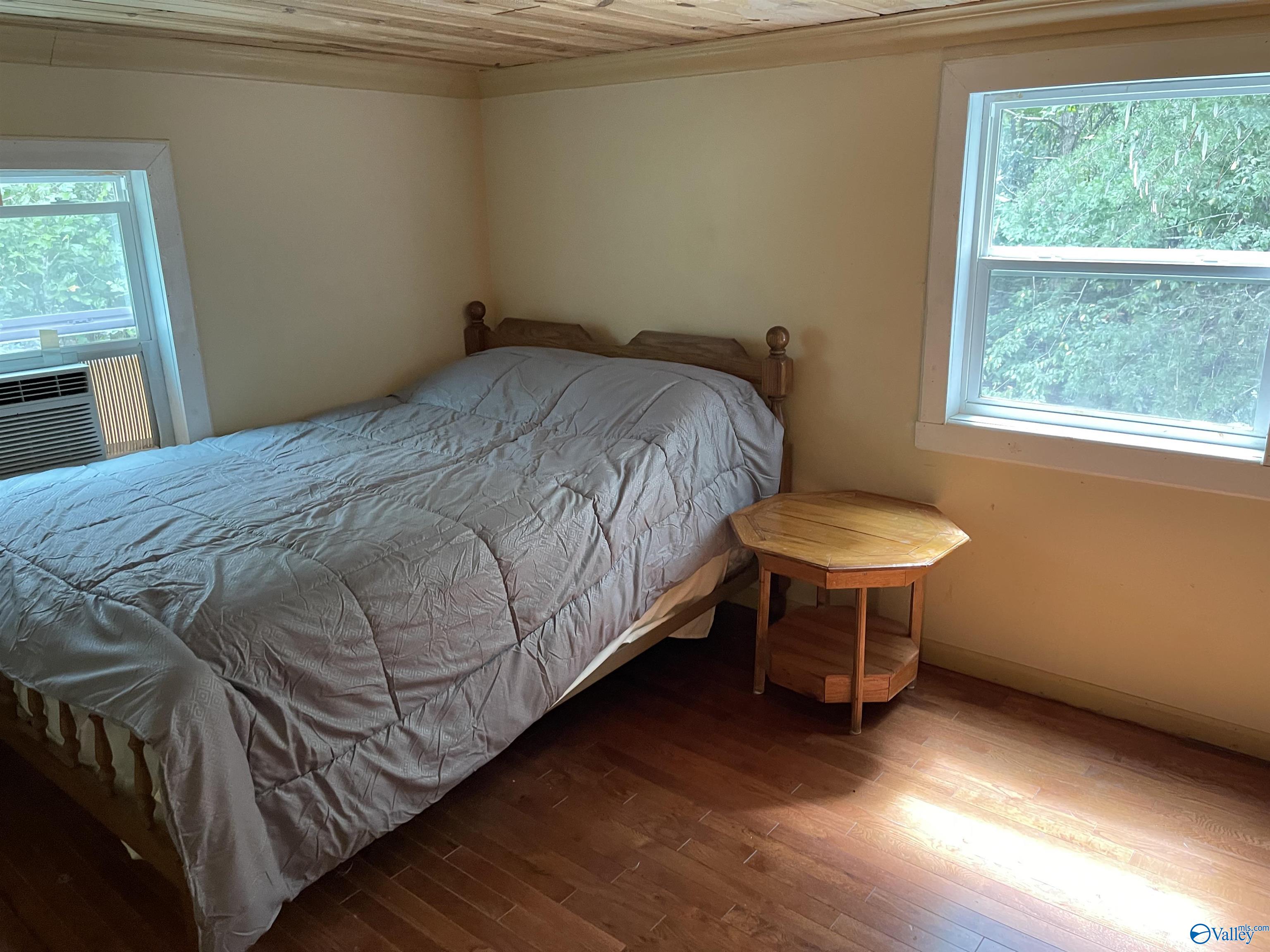 1890 County Road 751