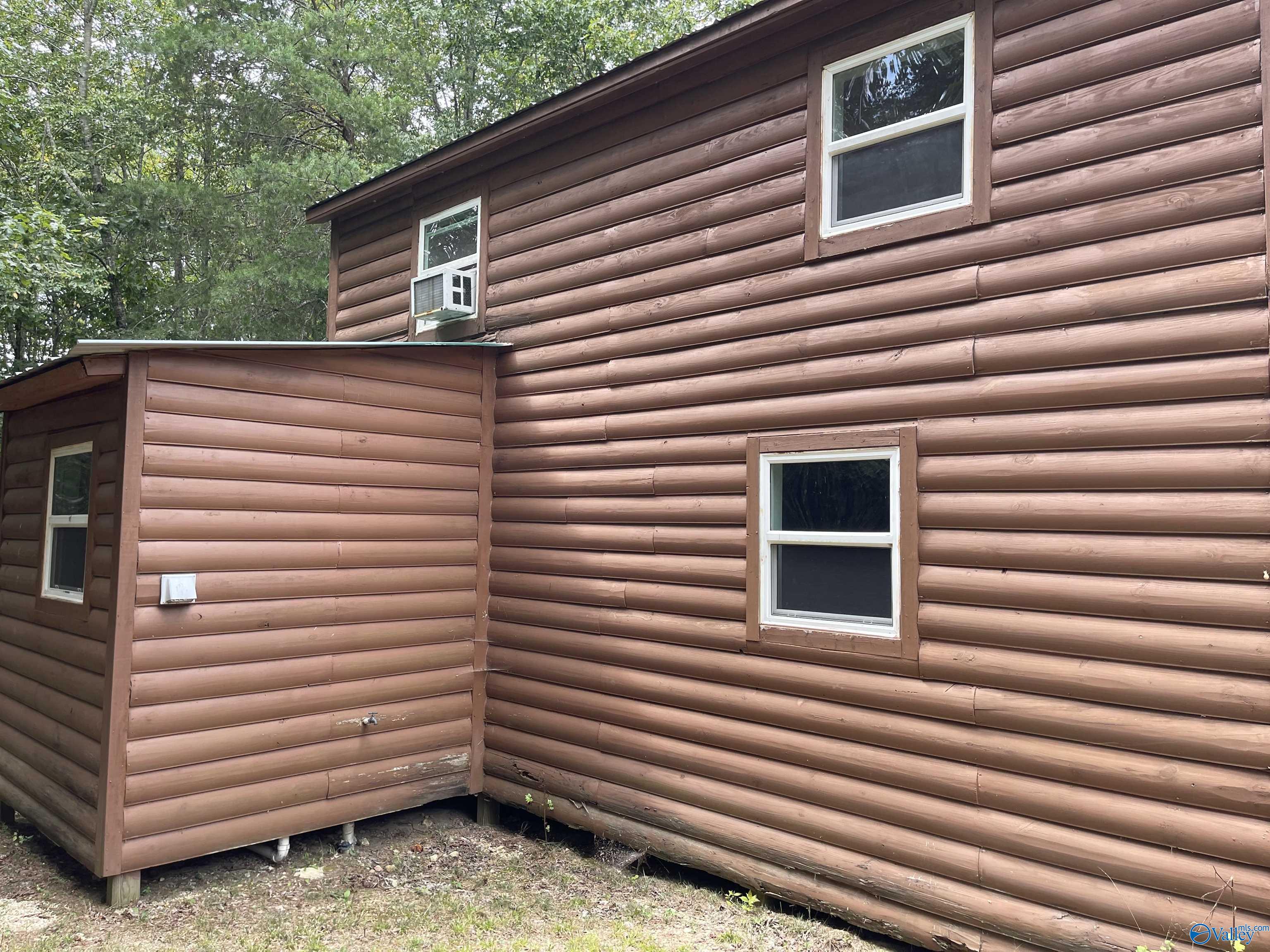 1890 County Road 751