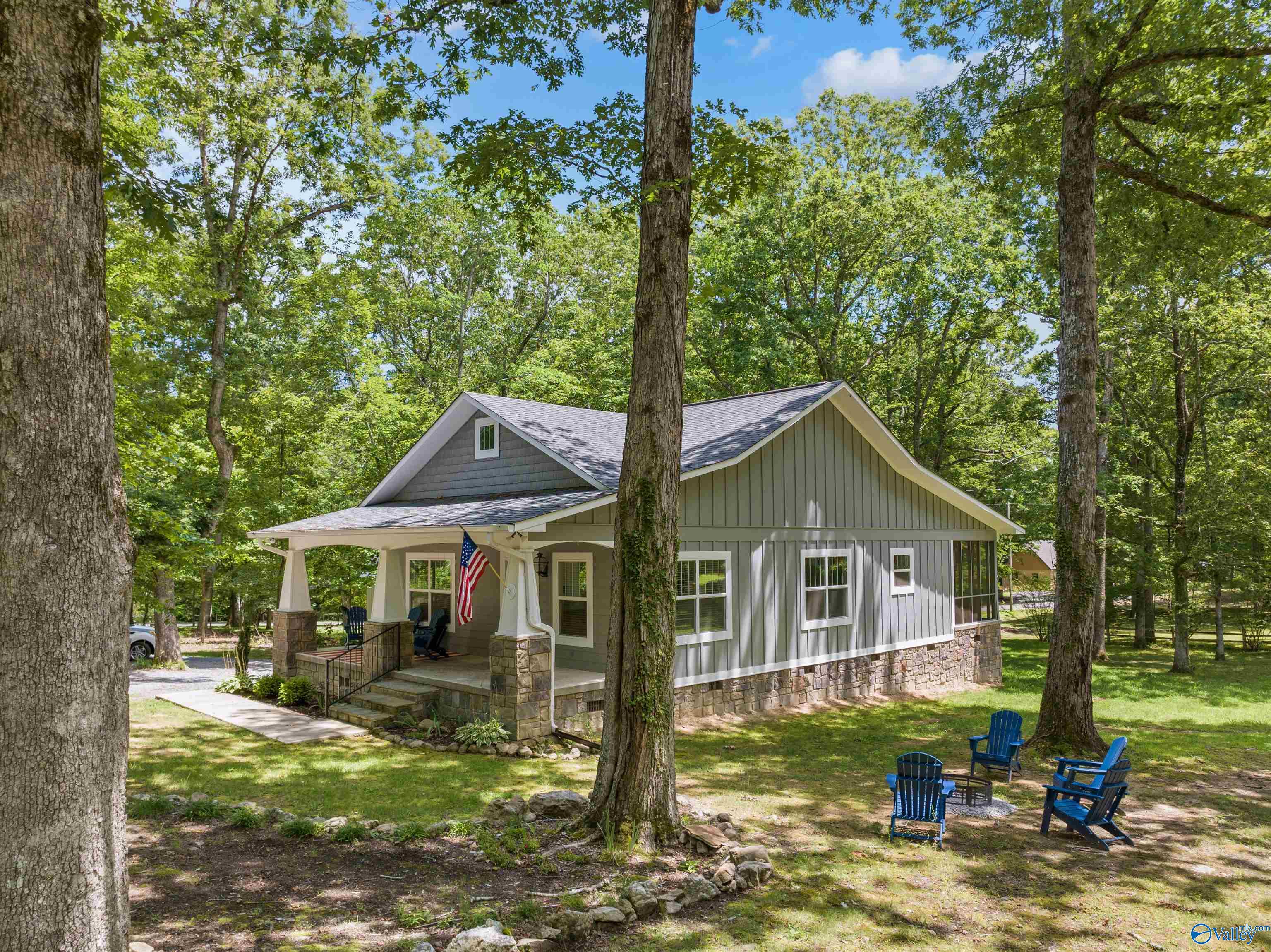 47 Sunset Avenue