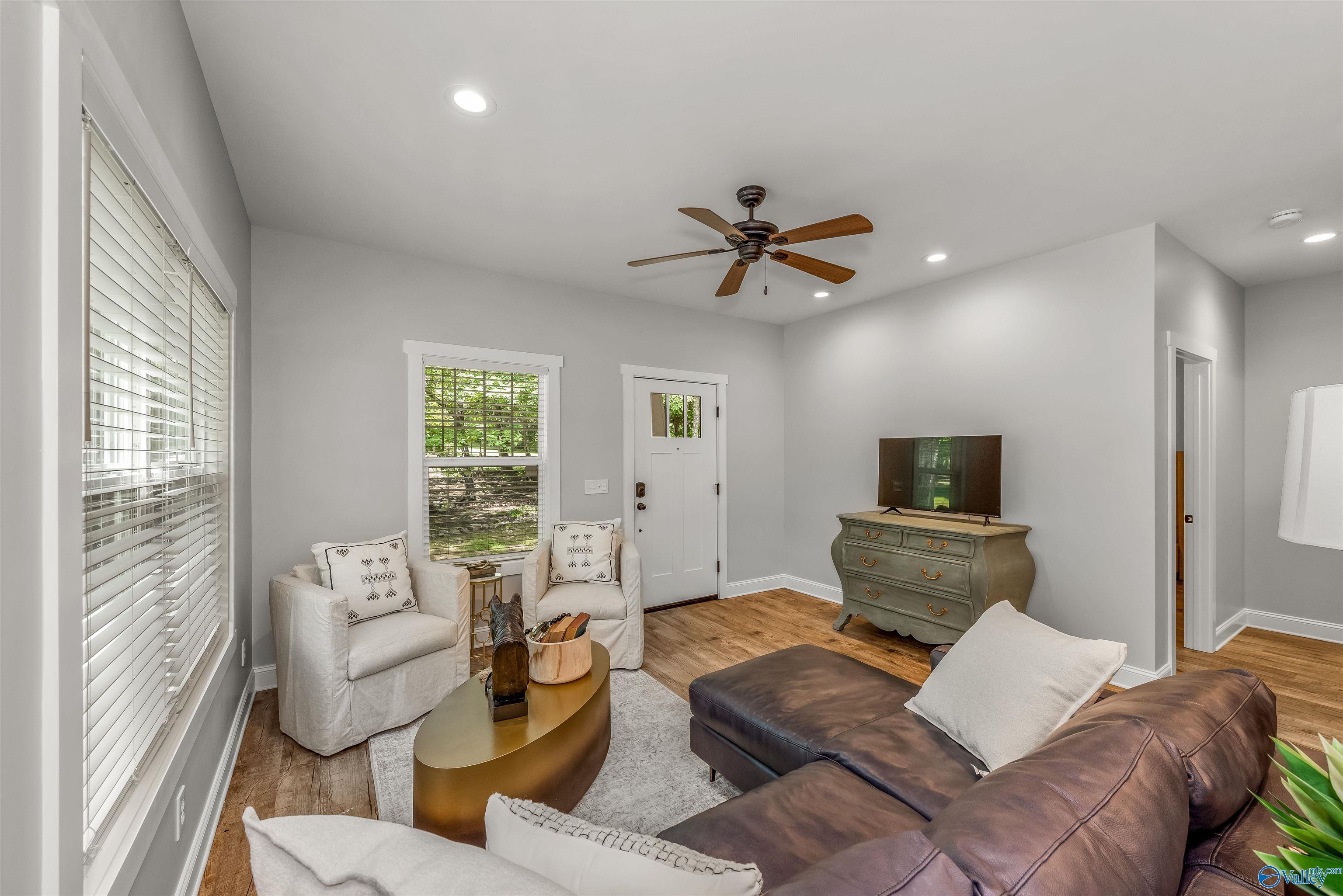 47 Sunset Avenue