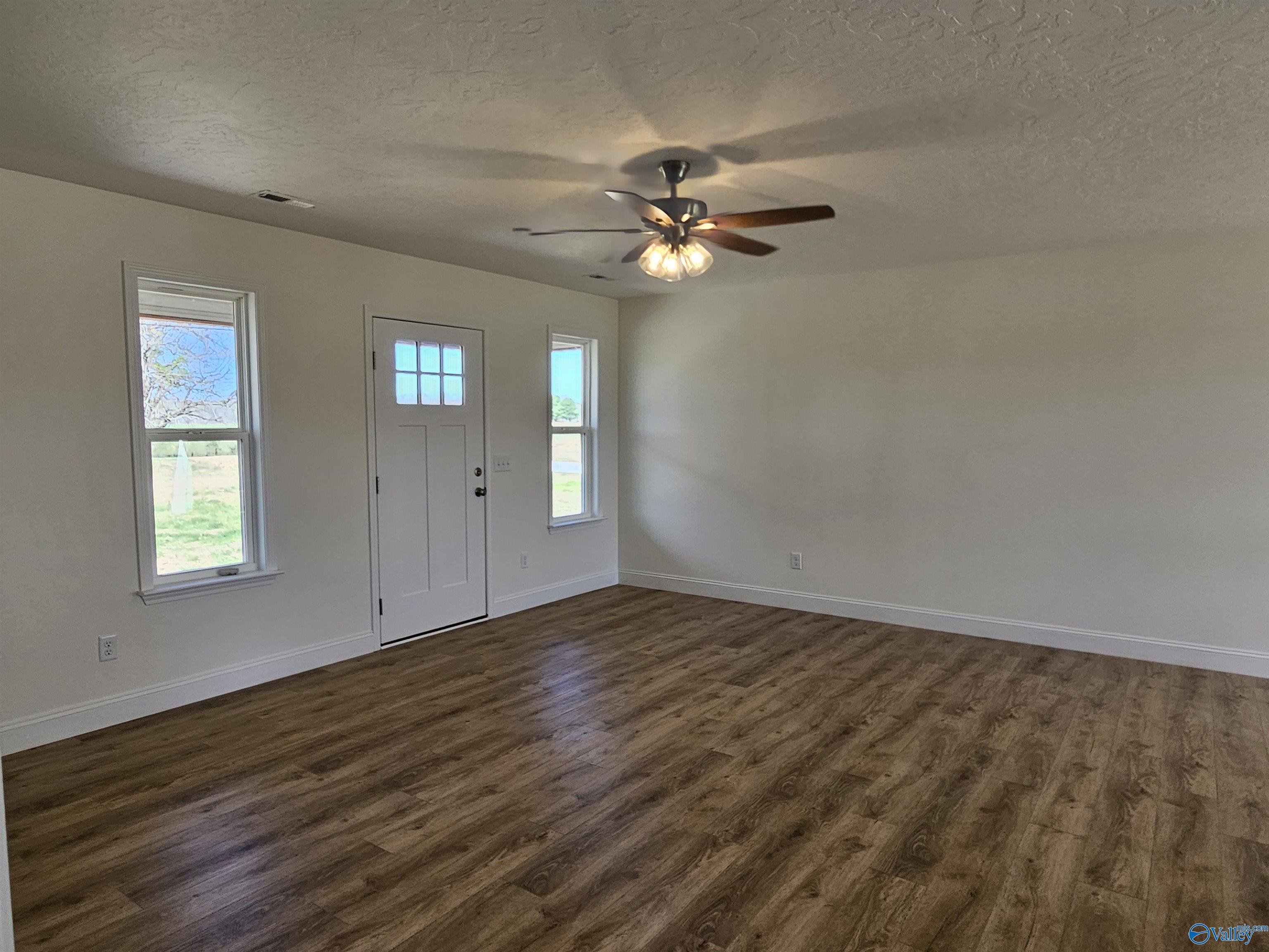 4493 County Road 78
