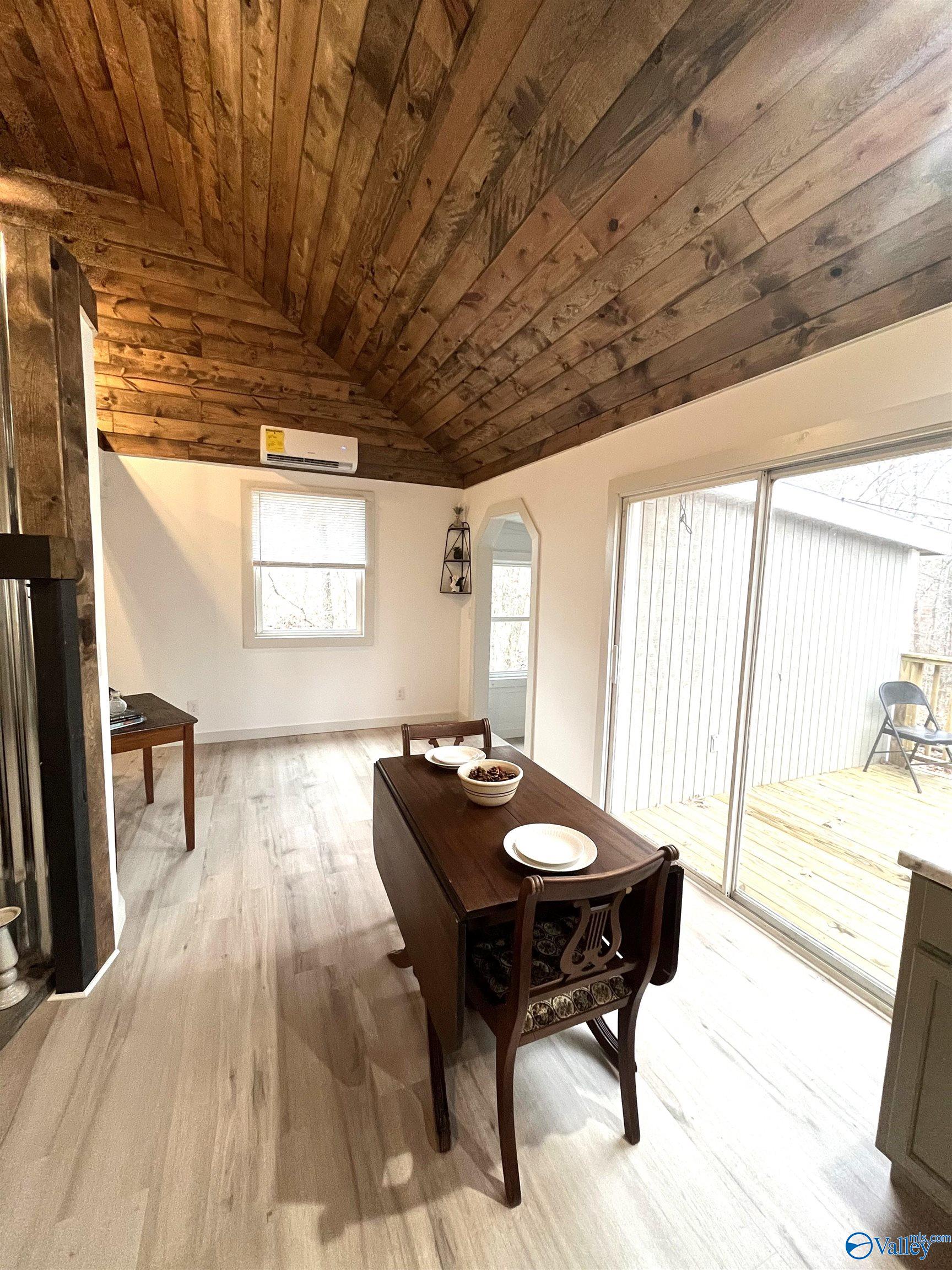 300 County Road 871