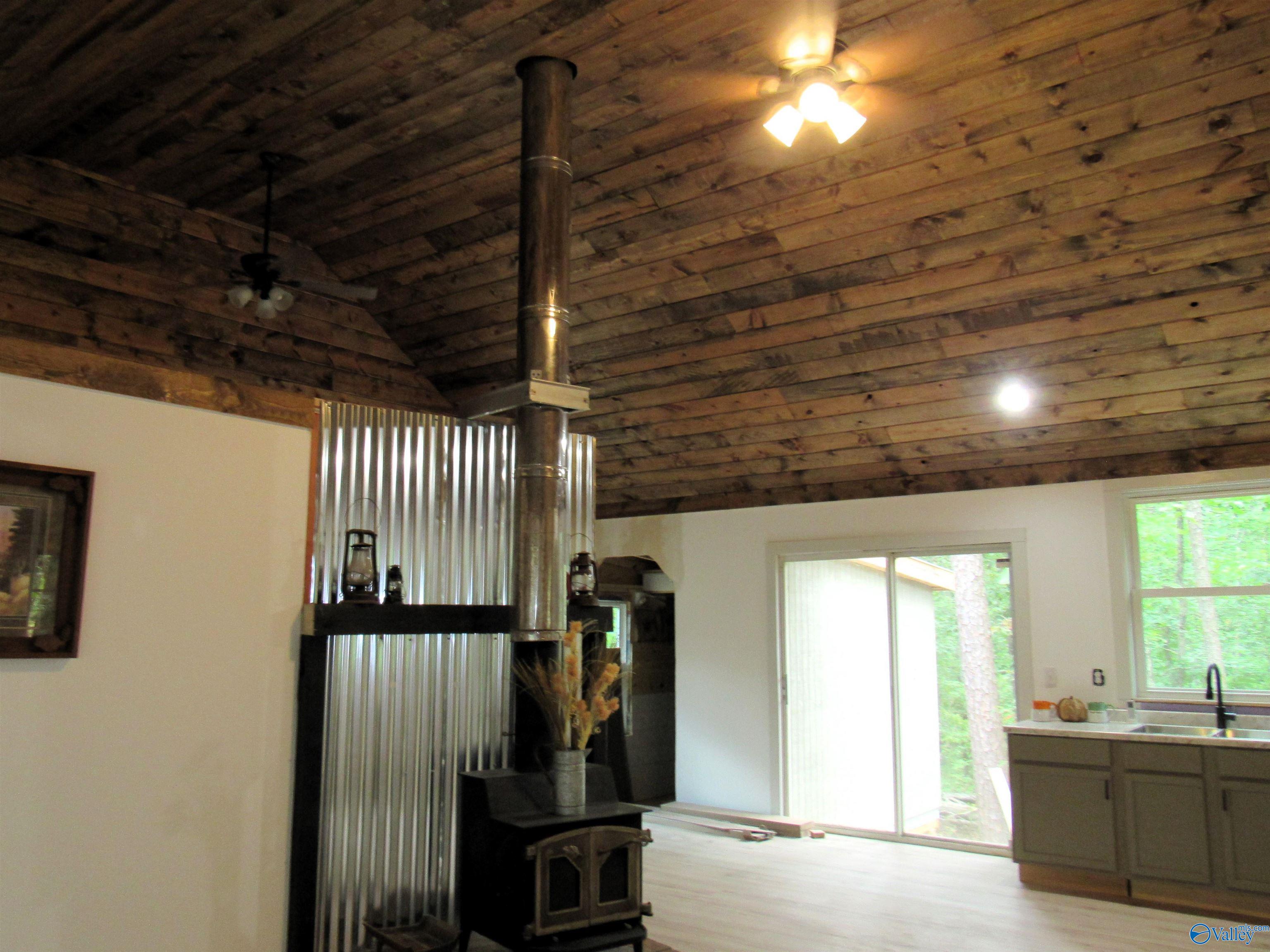 300 County Road 871