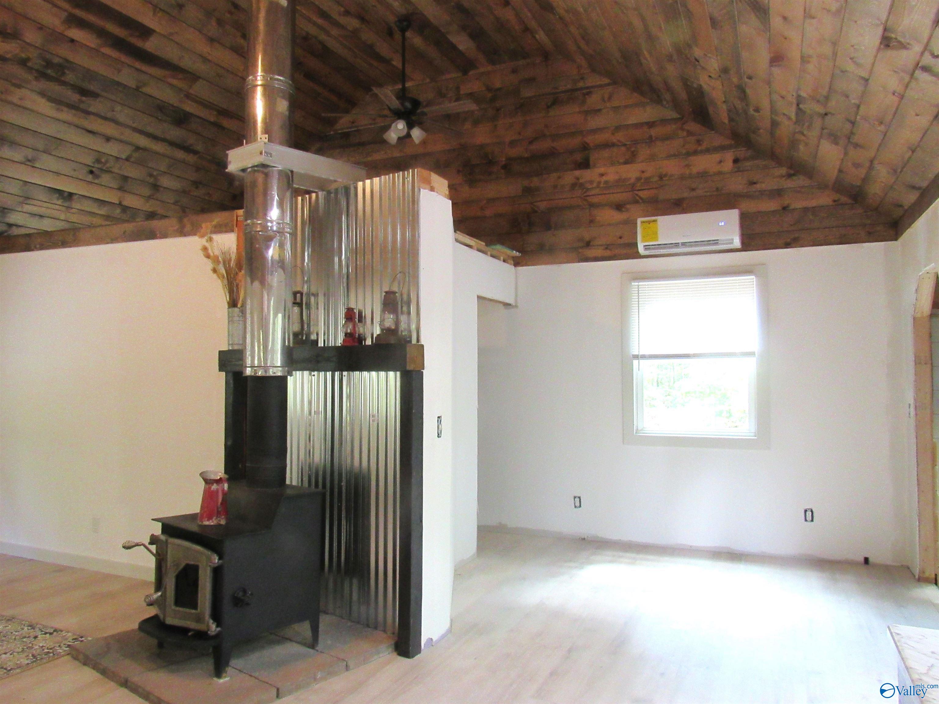 300 County Road 871