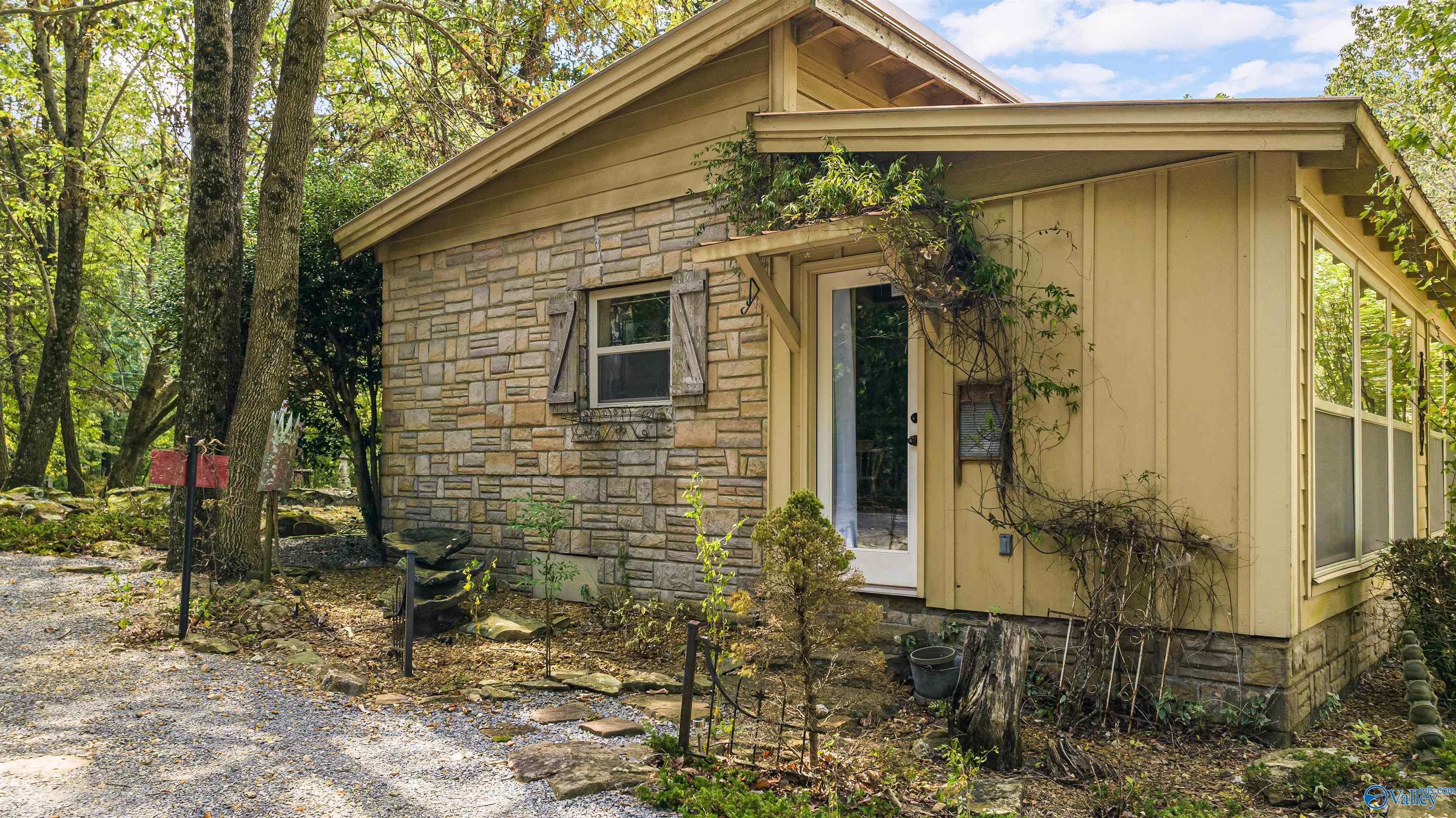 16569 County Road 89
