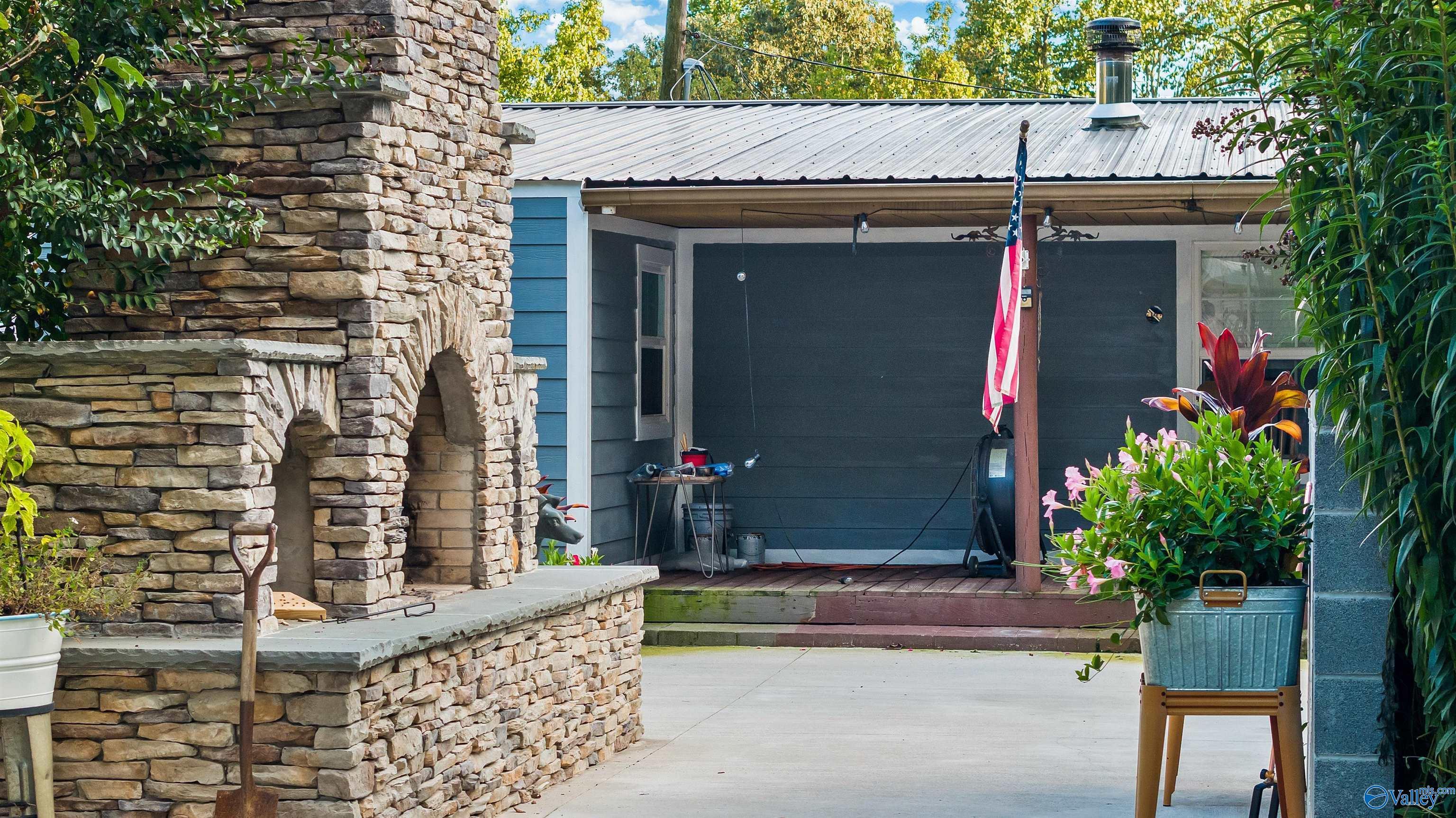 1875 County Road 270