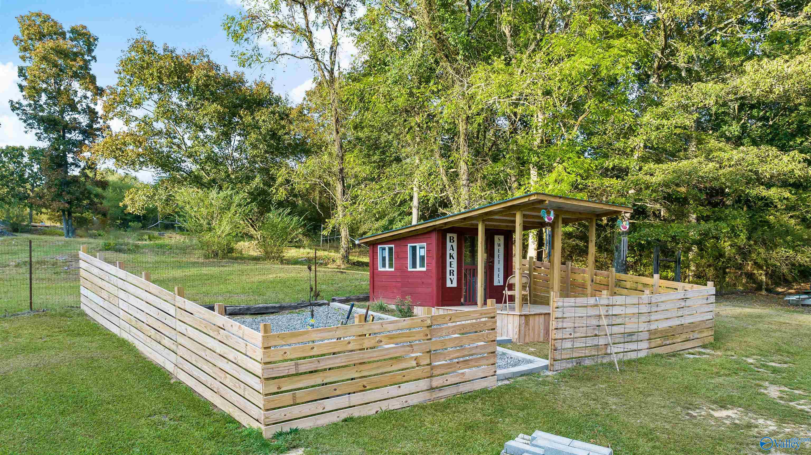 1875 County Road 270