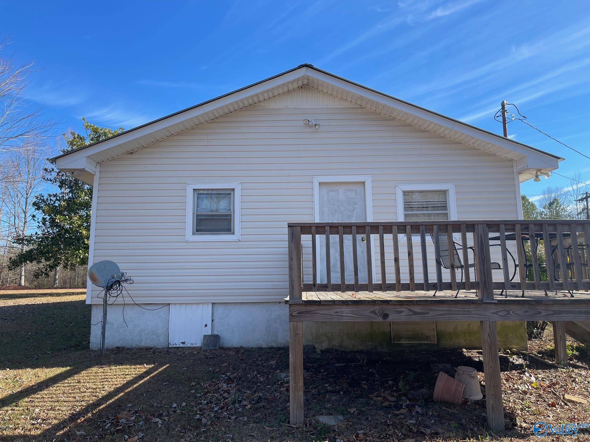 2350 Fischer Road NE