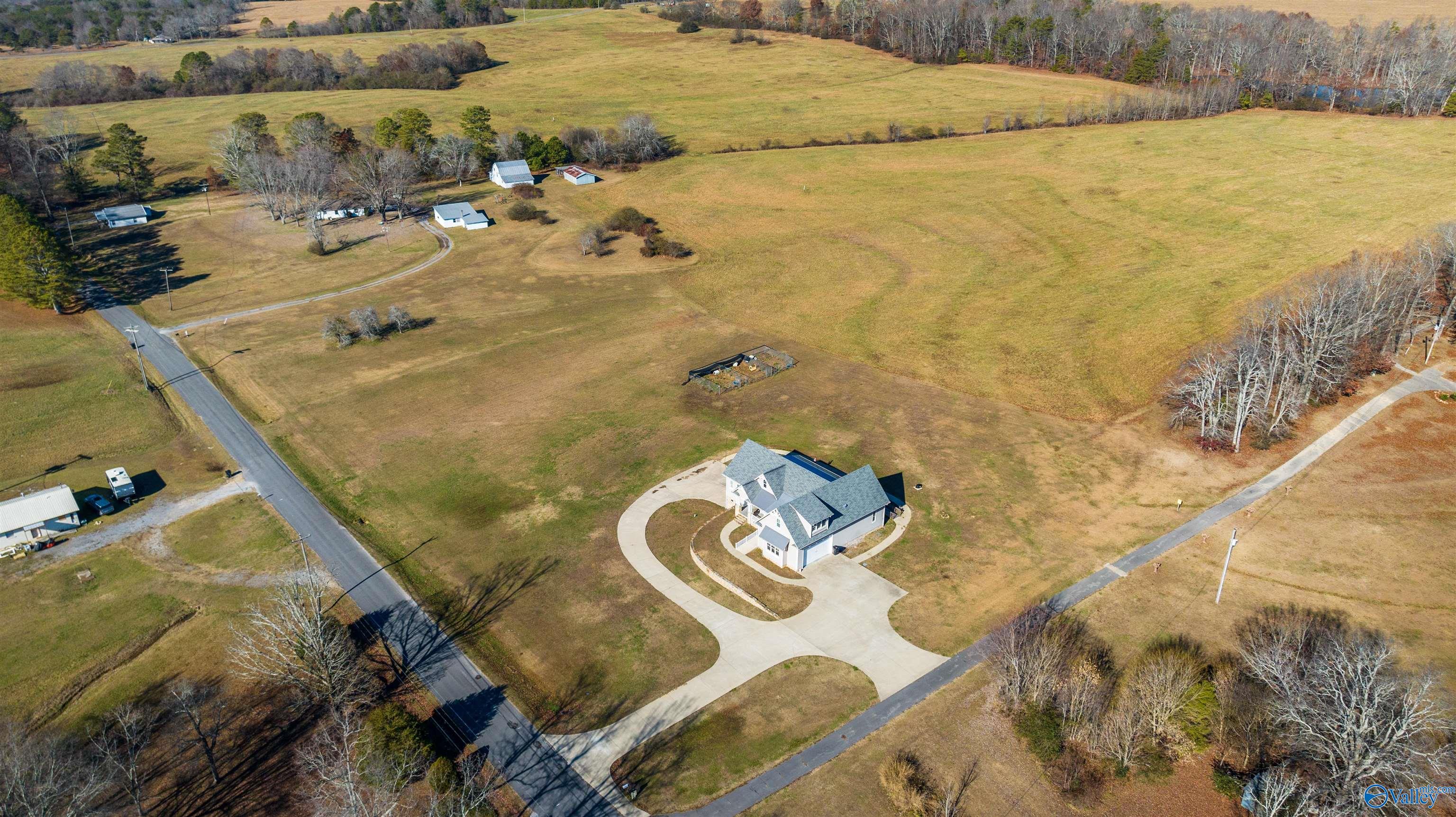 4312 Pumpkin Center Road NE