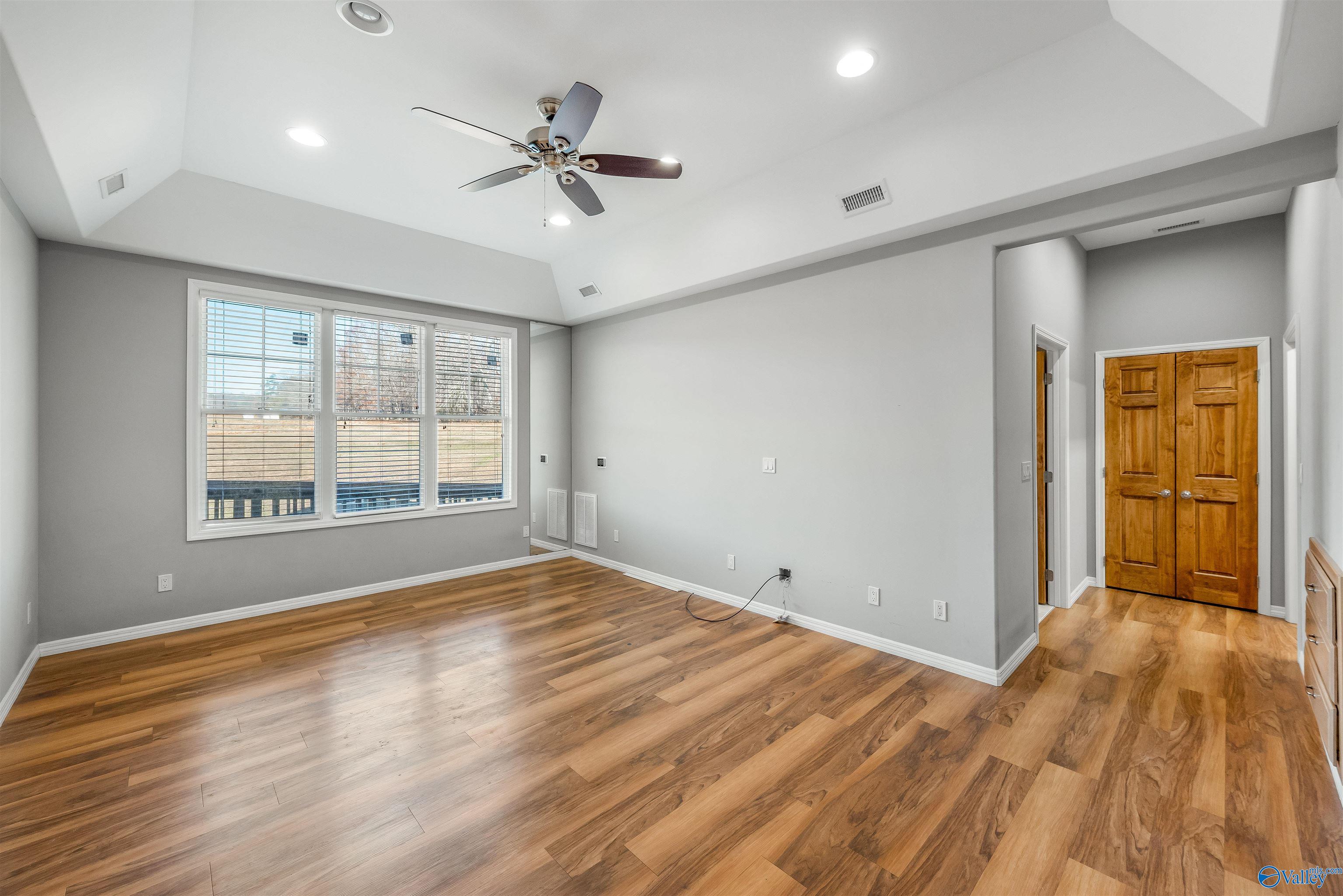 4312 Pumpkin Center Road NE