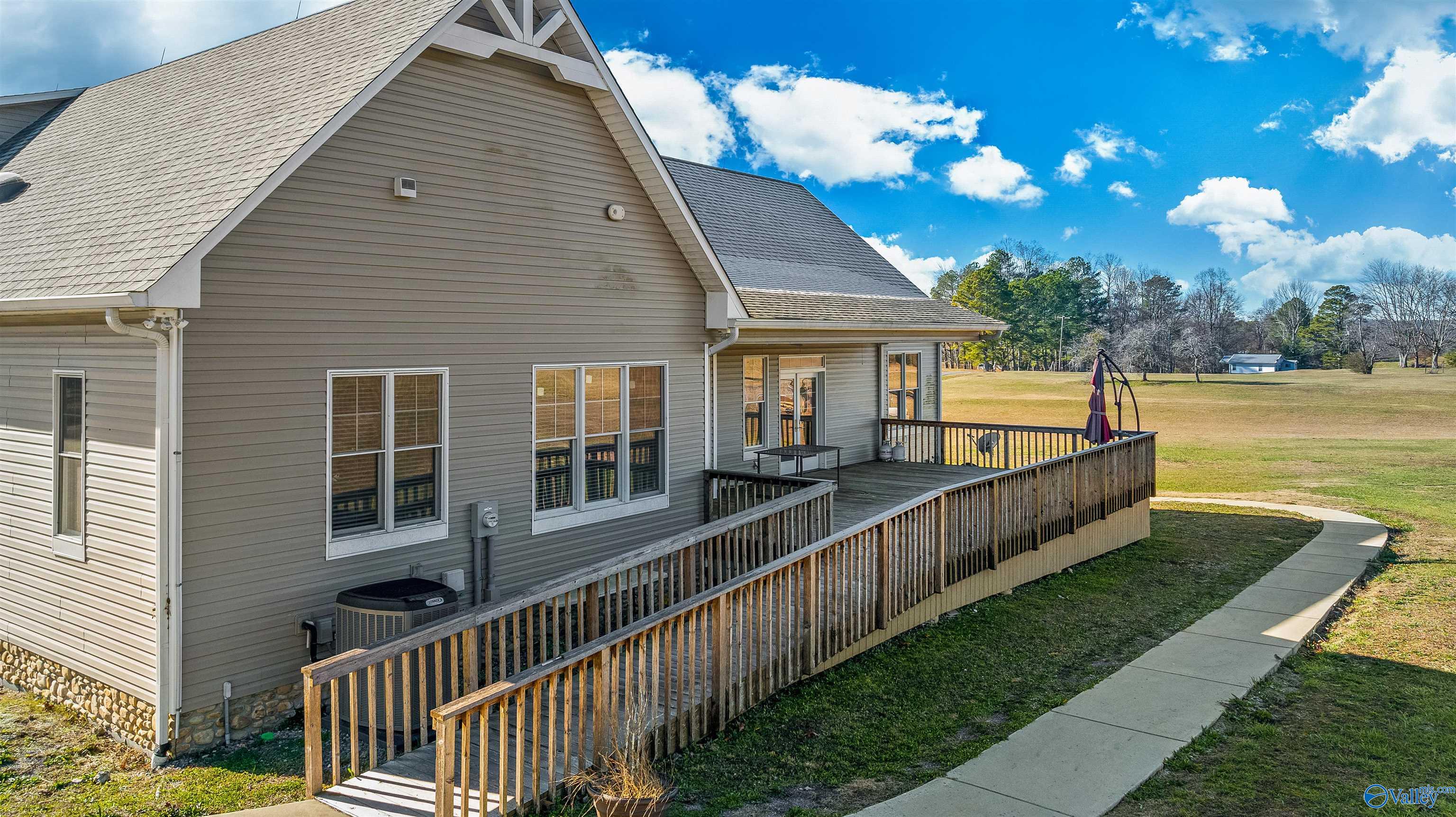 4312 Pumpkin Center Road NE