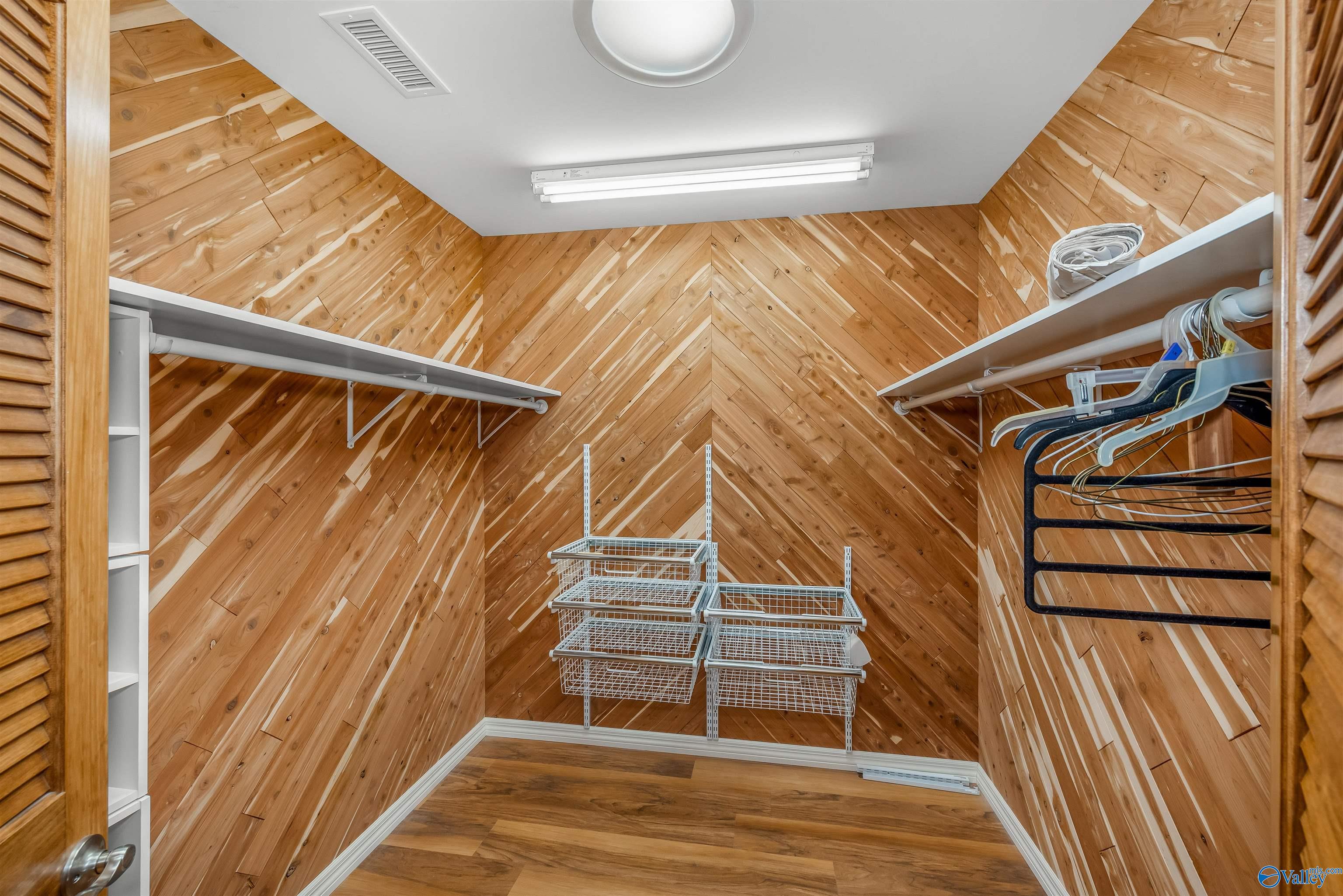 4312 Pumpkin Center Road NE