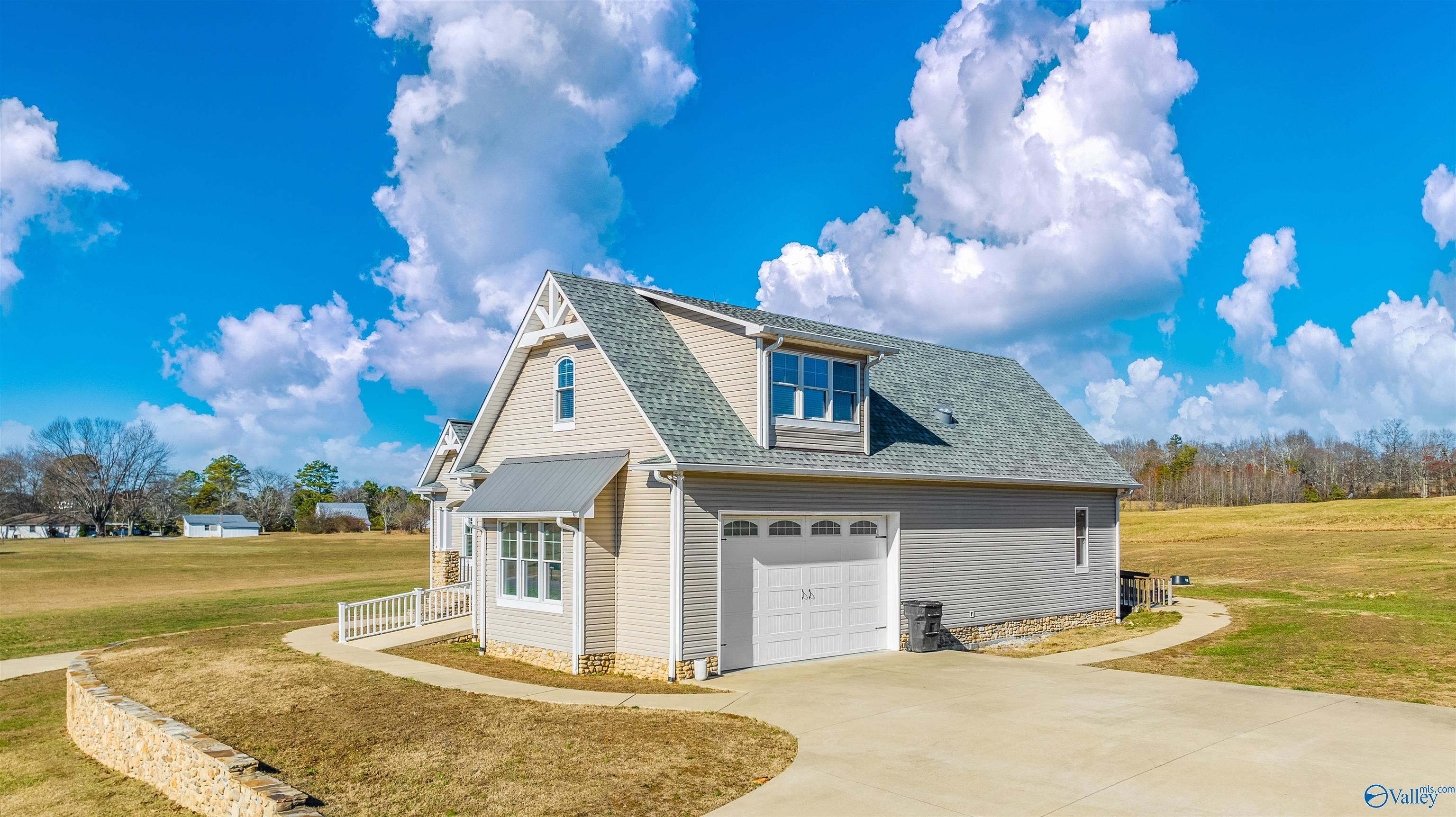 4312 Pumpkin Center Road NE