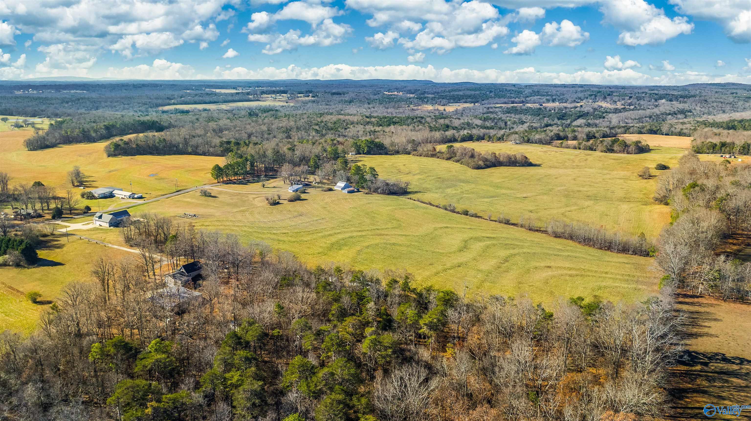 4312 Pumpkin Center Road NE