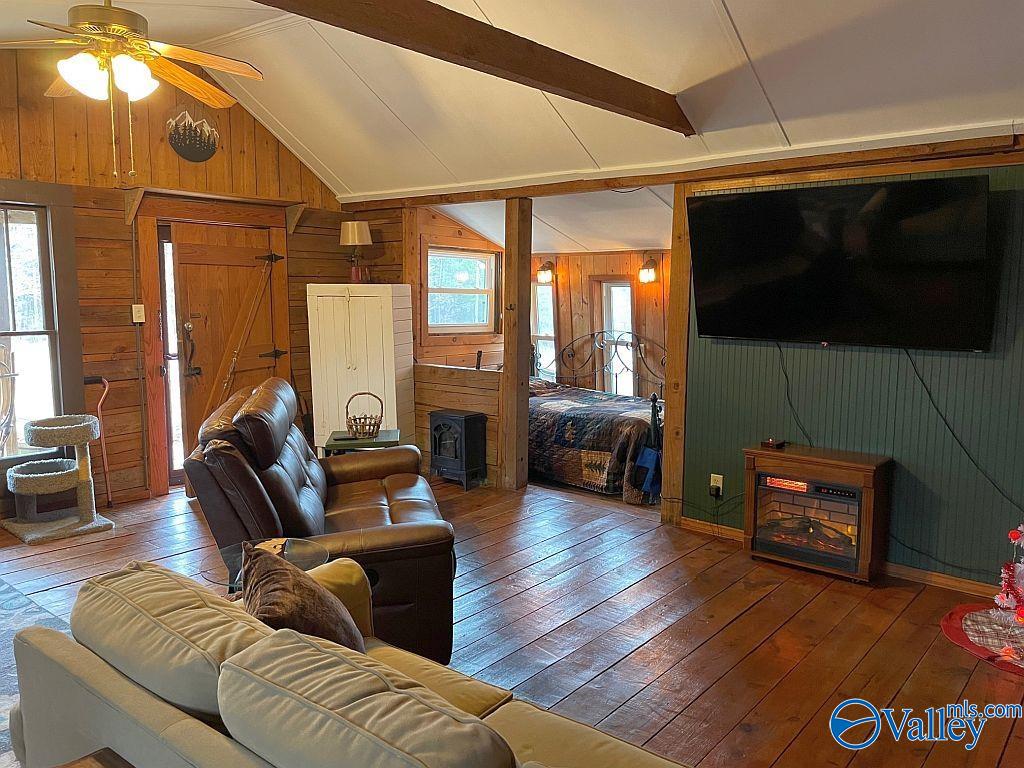 158 County Road 944