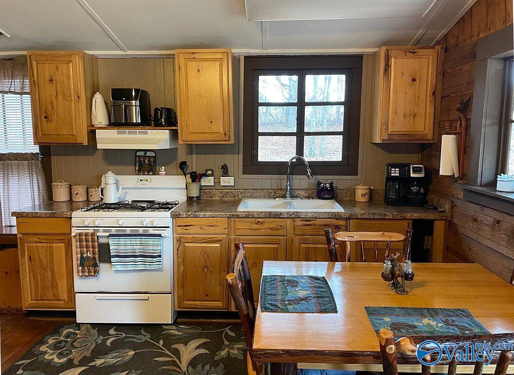 158 County Road 944