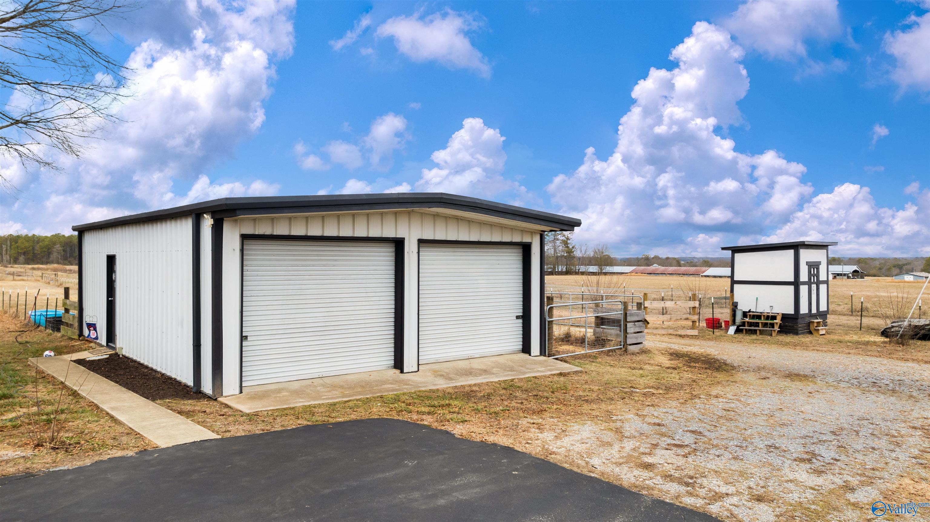 111 County Road 475