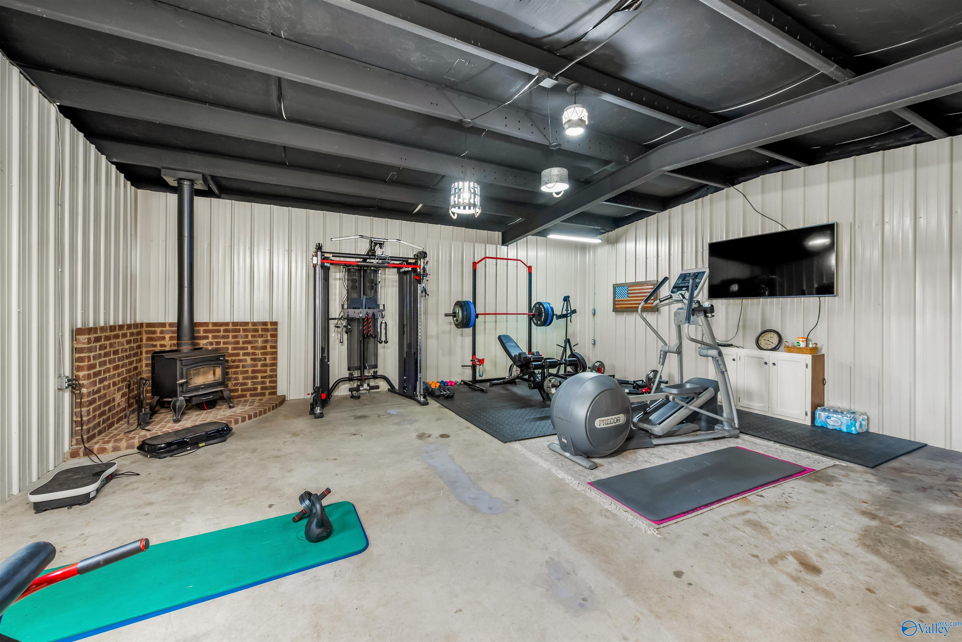 111 County Road 475
