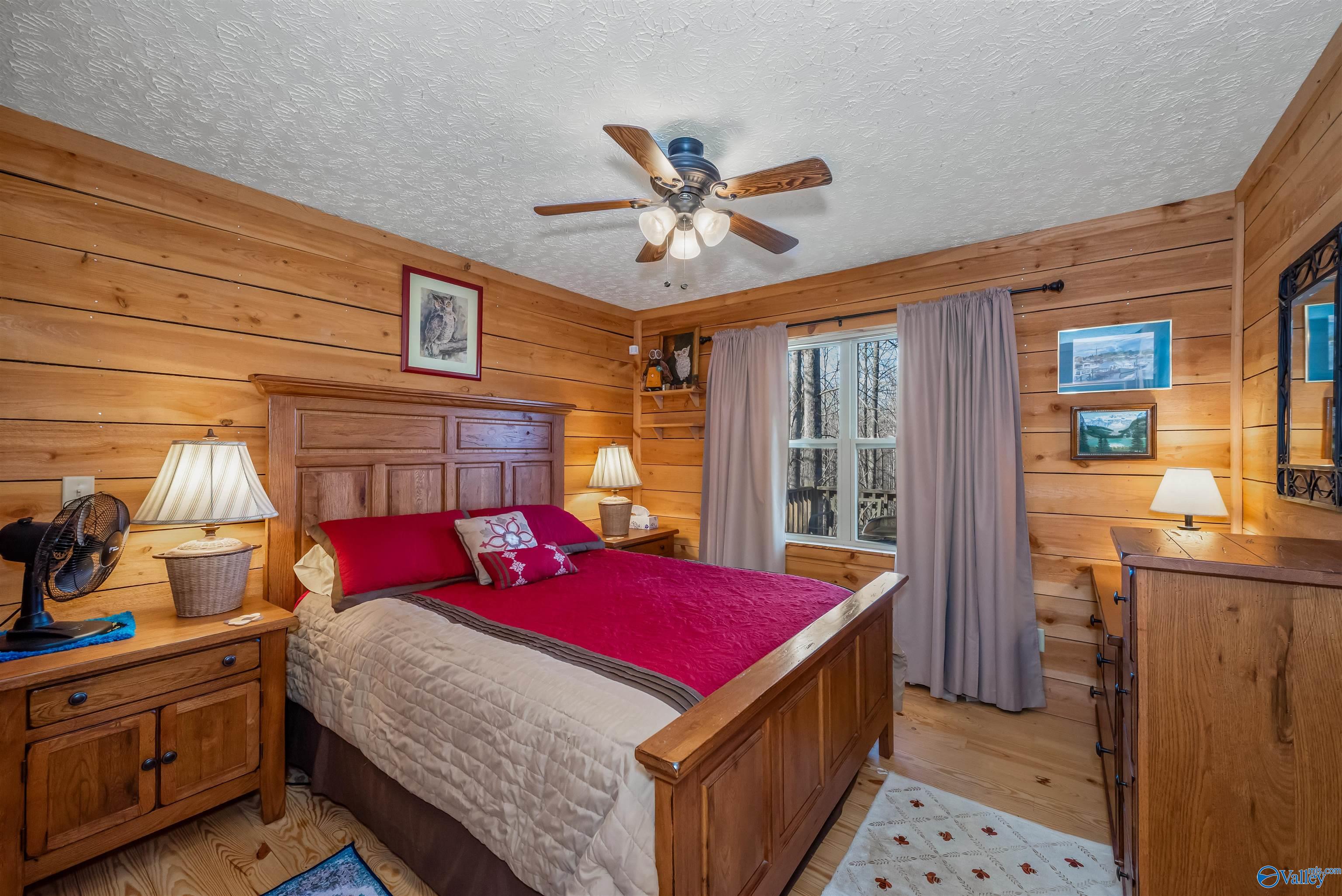 2462 County Road 166