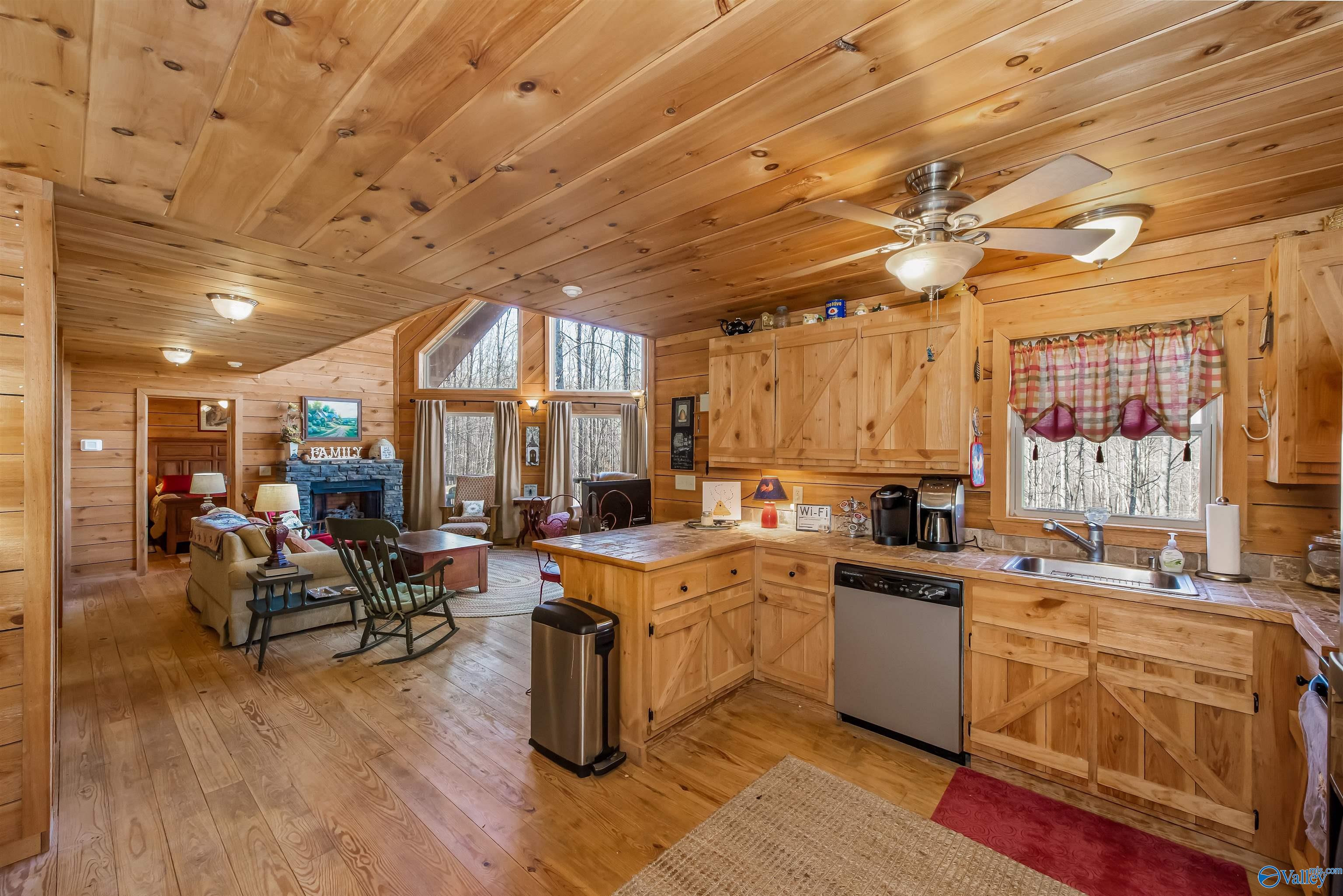 2462 County Road 166